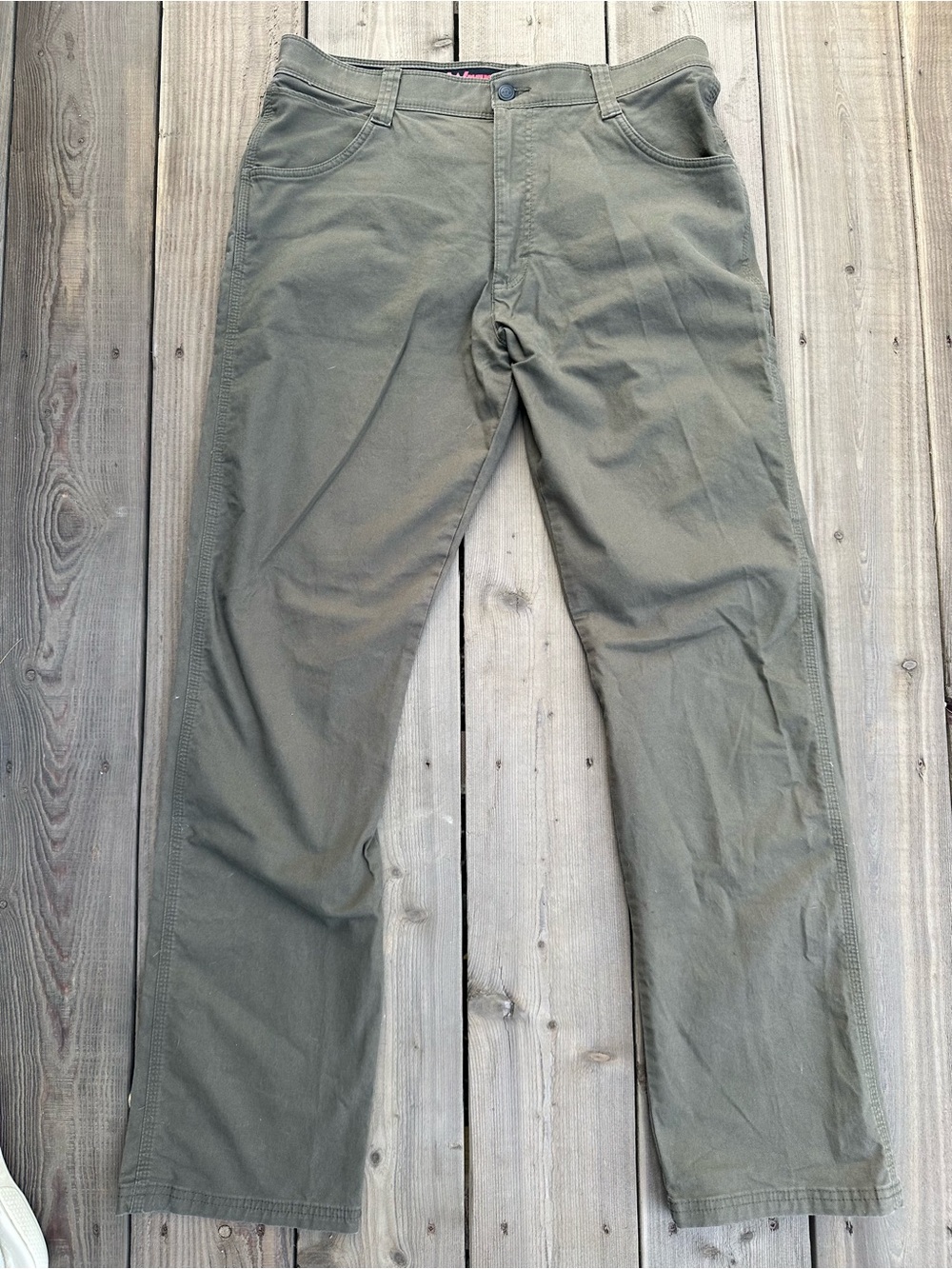 Wrangler ATG Men's Mountain Utility Canvas Pants 34x34 Olive Green Sea Turtle